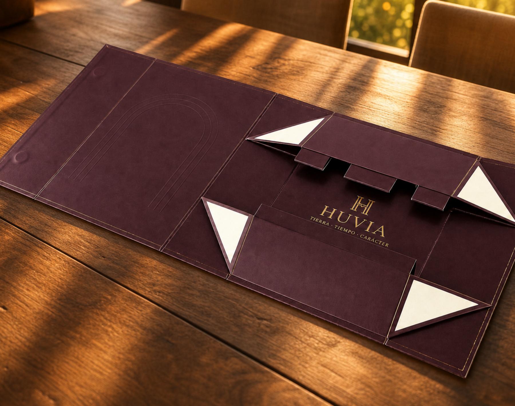 Wine Gift Box 01 insert or support detail